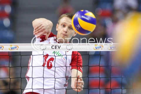  30.08.2017 KRAKOW ( TAURON ARENA ) <br />MISTRZOSTWA EUROPY W SIATKOWCE MEZCZYZN LOTTO EUROVOLLEY POLAND 2017 ( European Volleyball Championship ) <br />BARAZE ( Playoff Phase )<br />MECZ POLSKA - SLOWENIA ( Match Poland - Slovenia ) <br />N/Z LUKASZ WISNIEWSKI SYLWETKA ATAK <br /> 
