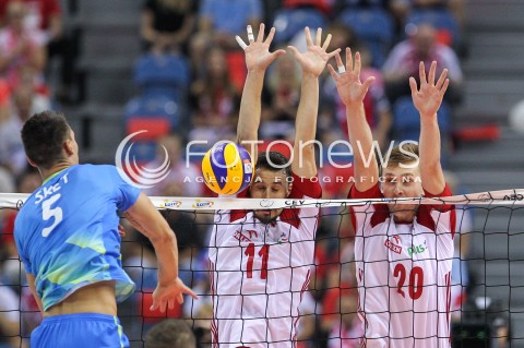  30.08.2017 KRAKOW ( TAURON ARENA ) <br />MISTRZOSTWA EUROPY W SIATKOWCE MEZCZYZN LOTTO EUROVOLLEY POLAND 2017 ( European Volleyball Championship ) <br />BARAZE ( Playoff Phase )<br />MECZ POLSKA - SLOWENIA ( Match Poland - Slovenia ) <br />N/Z FABIAN DRZYZGA MATEUSZ BIENIEK ALEN SKET BLOK <br /> 