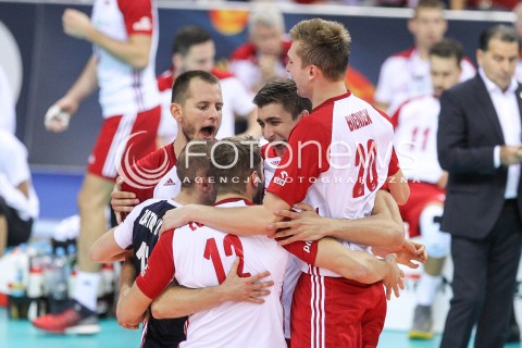  30.08.2017 KRAKOW ( TAURON ARENA ) <br />MISTRZOSTWA EUROPY W SIATKOWCE MEZCZYZN LOTTO EUROVOLLEY POLAND 2017 ( European Volleyball Championship ) <br />BARAZE ( Playoff Phase )<br />MECZ POLSKA - SLOWENIA ( Match Poland - Slovenia ) <br />N/Z BARTOSZ KUREK LUKASZ KACZMAREK MATEUSZ BIENIEK RADOSC EMOCJE <br /> 