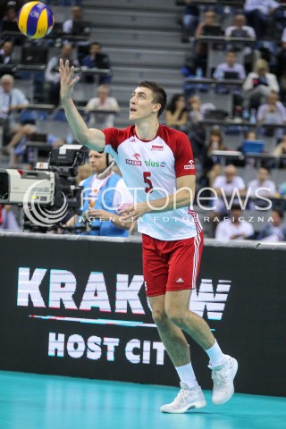  30.08.2017 KRAKOW ( TAURON ARENA ) <br />MISTRZOSTWA EUROPY W SIATKOWCE MEZCZYZN LOTTO EUROVOLLEY POLAND 2017 ( European Volleyball Championship ) <br />BARAZE ( Playoff Phase )<br />MECZ POLSKA - SLOWENIA ( Match Poland - Slovenia ) <br />N/Z LUKASZ KACZMAREK SYLWETKA <br /> 