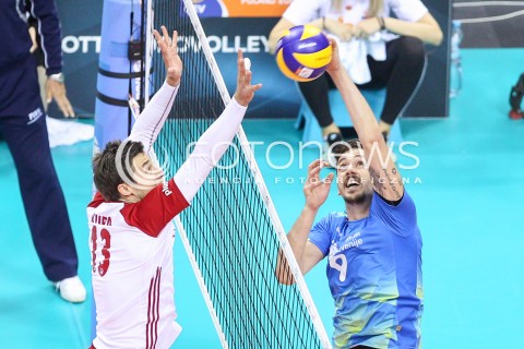  30.08.2017 KRAKOW ( TAURON ARENA ) <br />MISTRZOSTWA EUROPY W SIATKOWCE MEZCZYZN LOTTO EUROVOLLEY POLAND 2017 ( European Volleyball Championship ) <br />BARAZE ( Playoff Phase )<br />MECZ POLSKA - SLOWENIA ( Match Poland - Slovenia ) <br />N/Z DEJAN VINCIC MICHAL KUBIAK <br /> 