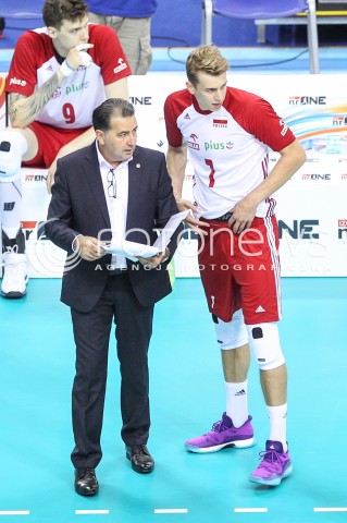  30.08.2017 KRAKOW ( TAURON ARENA ) <br />MISTRZOSTWA EUROPY W SIATKOWCE MEZCZYZN LOTTO EUROVOLLEY POLAND 2017 ( European Volleyball Championship ) <br />BARAZE ( Playoff Phase )<br />MECZ POLSKA - SLOWENIA ( Match Poland - Slovenia ) <br />N/Z ARTUR SZALPUK FERDINANDO DE GIORGI - I TRENER ( HEAD COACH ) SYLWETKA <br /> 