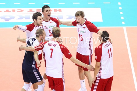  30.08.2017 KRAKOW ( TAURON ARENA ) <br />MISTRZOSTWA EUROPY W SIATKOWCE MEZCZYZN LOTTO EUROVOLLEY POLAND 2017 ( European Volleyball Championship ) <br />BARAZE ( Playoff Phase )<br />MECZ POLSKA - SLOWENIA ( Match Poland - Slovenia ) <br />N/Z LUKASZ KACZMAREK JAKUB KOCHANOWSKI MICHAL KUBIAK FABIAN DRZYZGA PAWEL ZATORSKI RADOSC EMOCJE <br /> 