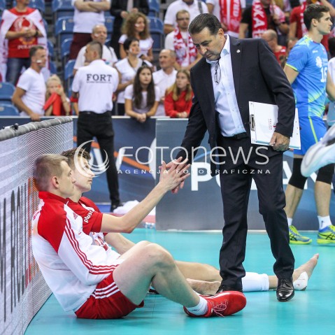  30.08.2017 KRAKOW ( TAURON ARENA ) <br />MISTRZOSTWA EUROPY W SIATKOWCE MEZCZYZN LOTTO EUROVOLLEY POLAND 2017 ( European Volleyball Championship ) <br />BARAZE ( Playoff Phase )<br />MECZ POLSKA - SLOWENIA ( Match Poland - Slovenia ) <br />N/Z MATEUSZ BIENIEK LUKASZ WISNIEWSKI SMUTEK PORAZKA PRZEGRANA EMOCJE FERDINANDO DE GIORGI - I TRENER ( HEAD COACH ) <br /> 