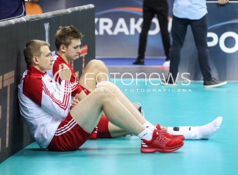  30.08.2017 KRAKOW ( TAURON ARENA ) <br />MISTRZOSTWA EUROPY W SIATKOWCE MEZCZYZN LOTTO EUROVOLLEY POLAND 2017 ( European Volleyball Championship ) <br />BARAZE ( Playoff Phase )<br />MECZ POLSKA - SLOWENIA ( Match Poland - Slovenia ) <br />N/Z LUKASZ WISNIEWSKI MATEUSZ BIENIEK SMUTEK PORAZKA PRZEGRANA EMOCJE <br /> 