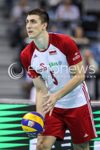  30.08.2017 KRAKOW ( TAURON ARENA ) <br />MISTRZOSTWA EUROPY W SIATKOWCE MEZCZYZN LOTTO EUROVOLLEY POLAND 2017 ( European Volleyball Championship ) <br />BARAZE ( Playoff Phase )<br />MECZ POLSKA - SLOWENIA ( Match Poland - Slovenia ) <br />N/Z LUKASZ KACZMAREK SYLWETKA <br /> 