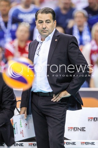  30.08.2017 KRAKOW ( TAURON ARENA ) <br />MISTRZOSTWA EUROPY W SIATKOWCE MEZCZYZN LOTTO EUROVOLLEY POLAND 2017 ( European Volleyball Championship ) <br />BARAZE ( Playoff Phase )<br />MECZ POLSKA - SLOWENIA ( Match Poland - Slovenia ) <br />N/Z FERDINANDO DE GIORGI - I TRENER ( HEAD COACH ) SYLWETKA <br /> 