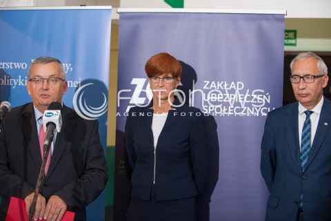  31.08.2017 WARSZAWA<br />KONFERENCJA W ZUS<br />N/Z ELZBIETA RAFALSKA ANDRZEJ ADAMCZYK KAZIMIERZ SMOLINSKI<br /> 