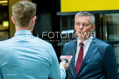  31.08.2017 GDANSK<br />MOC SOLIDARNOSCI OBCHODY POROZUMIENIA SIERPNIA 80. ORGANIZOWANA PRZEZ KOD POMORZE<br />N/Z TOMASZ SIEMONIAK<br /> 