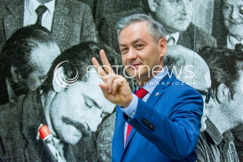  31.08.2017 GDANSK<br />MOC SOLIDARNOSCI OBCHODY POROZUMIENIA SIERPNIA 80. ORGANIZOWANA PRZEZ KOD POMORZE<br />N/Z ROBERT BIEDRON<br /> 