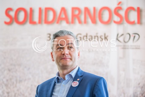  31.08.2017 GDANSK<br />MOC SOLIDARNOSCI OBCHODY POROZUMIENIA SIERPNIA 80. ORGANIZOWANA PRZEZ KOD POMORZE<br />N/Z ROBERT BIEDRON<br /> 