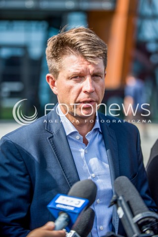  31.08.2017 GDANSK<br />MOC SOLIDARNOSCI OBCHODY POROZUMIENIA SIERPNIA 80. ORGANIZOWANA PRZEZ KOD POMORZE<br />N/Z RYSZARD PETRU<br /> 