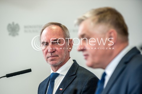  01.09.2017 WARSZAWA<br />KONFERENCJA NA TEMAT UTWORZENIA KRAJOWEGO OSRODKA WSPARCIA ROLNICTWA<br />N/Z KRZYSZTOF JURGIEL ZBIGNIEW BABALSKI<br /> 