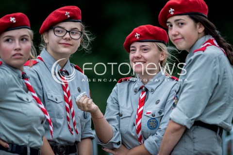  01.09.2017 GDANSK<br />78. ROCZNICA WYBUCHU II WOJNY SWIATOWEJ NA WESTERPLATTE<br />N/Z HARCERZE HARCERKI PODCZAS UROCZYSTOSCI NA WESTERPLATTE<br /> 