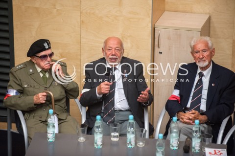  02.09.2017 WARSZAWA<br />FINAL ZBIORKI DLA POWSTANCOW 2017<br />N/Z LESZEK ZUKOWSKI ZDZISLAW GRONTKOWSKI RYS ZBIGNIEW GALPERYN ANTEK<br /> 