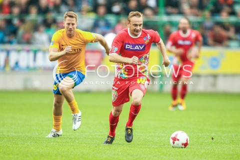  03.09.2017 WARSZAWA WIELKI MECZ 2017<br />GWIAZDY TVN VS REPREZENTACJA WOSP<br />STADION LEGII<br />N/Z  SEBASTIAN MILA ROBERT STOCKINGER<br /> 