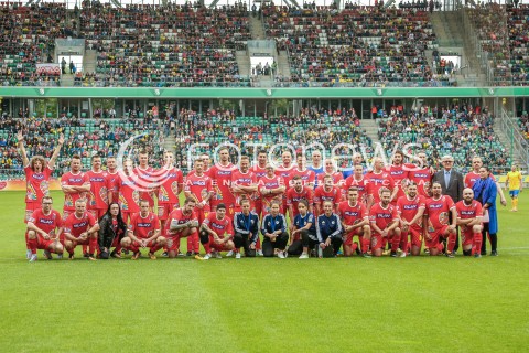  03.09.2017 WARSZAWA WIELKI MECZ 2017<br />GWIAZDY TVN VS REPREZENTACJA WOSP<br />STADION LEGII<br />N/Z  DRUZYNA WOSP JUREK JERZY OWSIAK <br /> 