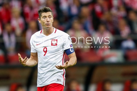  04.09.2017 WARSZAWA STADION NARODOWY <br />PILKA NOZNA REPREZENTACJA KWALIFIKACJE DO MISTRZOSTW SWIATA ROSJA 2018<br />Football European Qualifiers Fifa World Cup Russia 2018<br />MECZ POLSKA - KAZACHSTAN ( Poland - Kazakhstan )<br />N/Z ROBERT LEWANDOWSKI SYLWETKA <br /> 