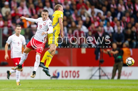  04.09.2017 WARSZAWA STADION NARODOWY <br />PILKA NOZNA REPREZENTACJA KWALIFIKACJE DO MISTRZOSTW SWIATA ROSJA 2018<br />Football European Qualifiers Fifa World Cup Russia 2018<br />MECZ POLSKA - KAZACHSTAN ( Poland - Kazakhstan )<br />N/Z PIOTR ZIELINSKI ISLAMBEK KUAT <br /> 