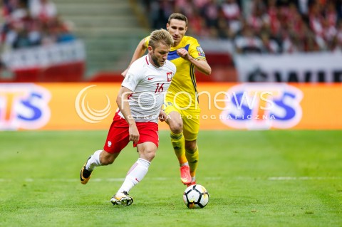  04.09.2017 WARSZAWA STADION NARODOWY <br />PILKA NOZNA REPREZENTACJA KWALIFIKACJE DO MISTRZOSTW SWIATA ROSJA 2018<br />Football European Qualifiers Fifa World Cup Russia 2018<br />MECZ POLSKA - KAZACHSTAN ( Poland - Kazakhstan )<br />N/Z JAKUB BLASZCZYKOWSKI DMITRI SHOMKO <br /> 