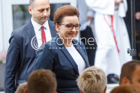  04.09.2017 DOBRZECHOW (WOJ. PODKARPACKIE)<br />OGOLNOPOLSKA INAUGURACJA ROKU SZKOLNEGO 2017/2018 Z UDZIALEM PREMIER BEATY SZYDLO W CENTRUM KSZTALCENIA PRAKTYCZNEGO W DOBRZECHOWIE<br />N/Z ANNA ZALEWSKA<br /> 