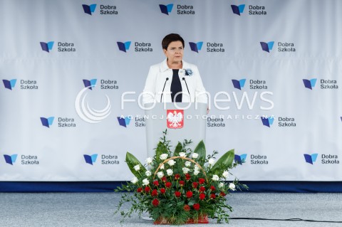  04.09.2017 DOBRZECHOW (WOJ. PODKARPACKIE)<br />OGOLNOPOLSKA INAUGURACJA ROKU SZKOLNEGO 2017/2018 Z UDZIALEM PREMIER BEATY SZYDLO W CENTRUM KSZTALCENIA PRAKTYCZNEGO W DOBRZECHOWIE<br />N/Z PREMIER BEATA SZYDLO<br /> 