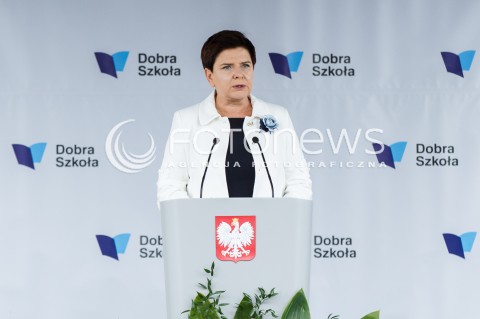  04.09.2017 DOBRZECHOW (WOJ. PODKARPACKIE)<br />OGOLNOPOLSKA INAUGURACJA ROKU SZKOLNEGO 2017/2018 Z UDZIALEM PREMIER BEATY SZYDLO W CENTRUM KSZTALCENIA PRAKTYCZNEGO W DOBRZECHOWIE<br />N/Z PREMIER BEATA SZYDLO<br /> 