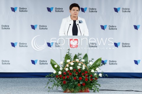  04.09.2017 DOBRZECHOW (WOJ. PODKARPACKIE)<br />OGOLNOPOLSKA INAUGURACJA ROKU SZKOLNEGO 2017/2018 Z UDZIALEM PREMIER BEATY SZYDLO W CENTRUM KSZTALCENIA PRAKTYCZNEGO W DOBRZECHOWIE<br />N/Z PREMIER BEATA SZYDLO<br /> 