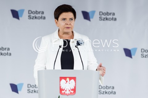  04.09.2017 DOBRZECHOW (WOJ. PODKARPACKIE)<br />OGOLNOPOLSKA INAUGURACJA ROKU SZKOLNEGO 2017/2018 Z UDZIALEM PREMIER BEATY SZYDLO W CENTRUM KSZTALCENIA PRAKTYCZNEGO W DOBRZECHOWIE<br />N/Z PREMIER BEATA SZYDLO<br /> 