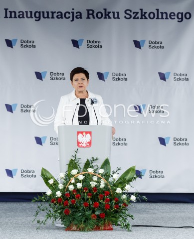  04.09.2017 DOBRZECHOW (WOJ. PODKARPACKIE)<br />OGOLNOPOLSKA INAUGURACJA ROKU SZKOLNEGO 2017/2018 Z UDZIALEM PREMIER BEATY SZYDLO W CENTRUM KSZTALCENIA PRAKTYCZNEGO W DOBRZECHOWIE<br />N/Z PREMIER BEATA SZYDLO<br /> 