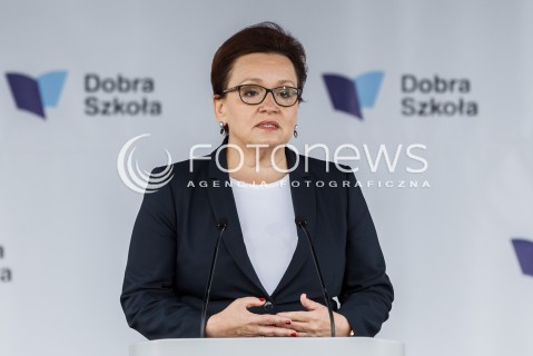  04.09.2017 DOBRZECHOW (WOJ. PODKARPACKIE)<br />OGOLNOPOLSKA INAUGURACJA ROKU SZKOLNEGO 2017/2018 Z UDZIALEM PREMIER BEATY SZYDLO W CENTRUM KSZTALCENIA PRAKTYCZNEGO W DOBRZECHOWIE<br />N/Z ANNA ZALEWSKA<br /> 