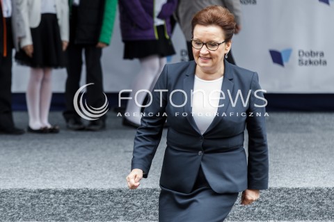 04.09.2017 DOBRZECHOW (WOJ. PODKARPACKIE)<br />OGOLNOPOLSKA INAUGURACJA ROKU SZKOLNEGO 2017/2018 Z UDZIALEM PREMIER BEATY SZYDLO W CENTRUM KSZTALCENIA PRAKTYCZNEGO W DOBRZECHOWIE<br />N/Z ANNA ZALEWSKA<br /> 