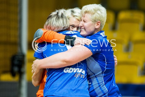  06.09.2017 GDYNIA<br />PGNIG SUPERLIGA KOBIET W PILCE RECZNEJ<br />SEZON 2017/2018<br />MECZ VISTAL GDYNIA - KRAM START ELBLAG<br />N/Z PATRYCJA KULWINSKA MALGORZATA GAPSKA RADOSC EMOCJE<br /> 
