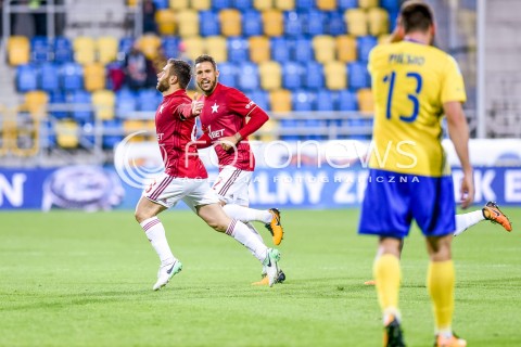  08.09.2017 GDYNIA <br />PILKA NOZNA - EKSTRAKLASA SEZON 2017/2018<br />MECZ ARKA GDYNIA - WISLA KRAKOW<br />N/Z PATRYK MALECKI  IVAN GONZALEZ RADOSC GOL BRAMKA NA 0:1<br /> 