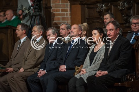  10.09.2017 WARSZAWA<br />MIESIECZNICA SMOLENSKA<br />N/Z ANTONI MACIEREWICZ PIOTR GLINSKI RYSZARD CZARNECKI<br /> 
