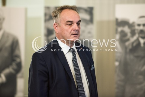  11.09.2017 WARSZAWA<br />INAUGURACYJNE POSIEDZENIE KOMITETU NARODOWYCH OBCHODOW SERNEJ ROCZNICY ODZYSKANIA NIEPODLEGLOSCI RP<br />N/Z WALDEMAR PAWLAK<br /> 