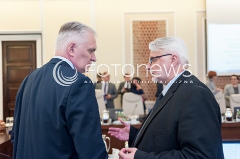  12.09.2017 WARSZAWA<br />POSIEDZENIE RADY MINISTROW<br />N/Z WITOLD WASZCZYKOWSKI JAROSLAW GOWIN<br /> 