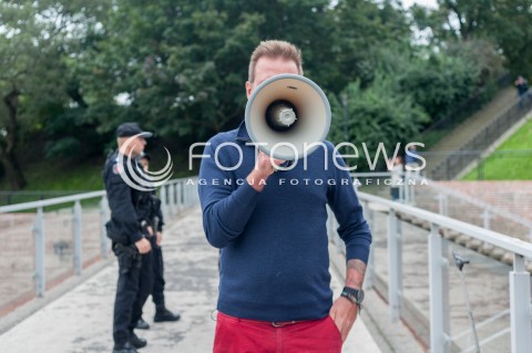  14.09.2017 WARSZAWA<br />WITAMY UCHODCOW<br />N/Z RAFAL BETLEJEWSKI<br /> 