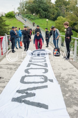  14.09.2017 WARSZAWA<br />WITAMY UCHODCOW<br />N/Z RAFAL BETLEJEWSKI<br /> 