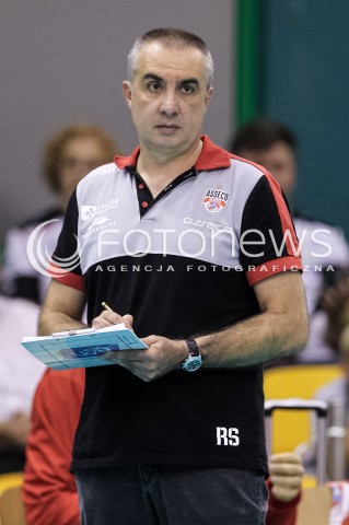  14.09.2017 KROSNO  <br />X MIEDZYNARODOWY TURNIEJ O PUCHAR PREZYDENTA MIASTA KROSNA<br />MECZ ASSECO RESOVIA - LOKOMOTIV CHARKOW <br />N/Z ROBERTO SERNIOTTI - I TRENER ( HEAD COACH ) SYLWETKA <br /> 