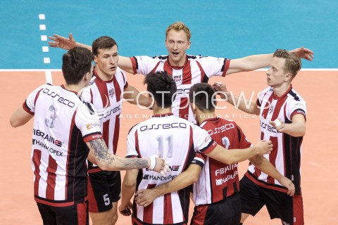  14.09.2017 KROSNO  <br />X MIEDZYNARODOWY TURNIEJ O PUCHAR PREZYDENTA MIASTA KROSNA<br />MECZ ASSECO RESOVIA - LOKOMOTIV CHARKOW <br />N/Z JAKUB JAROSZ LUKAS TICHACEK ELVISS KRASTINS RADOSC EMOCJE <br /> 