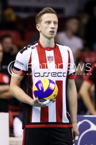 16.09.2017 KROSNO  <br />X MIEDZYNARODOWY TURNIEJ O PUCHAR PREZYDENTA MIASTA KROSNA<br />MECZ ASSECO RESOVIA - UPCAN SAN JUAN VOLLEY CLUB ARGENTYNA<br />N/Z ELVISS KRASTINS SYLWETKA <br /> 