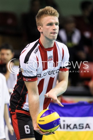  16.09.2017 KROSNO  <br />X MIEDZYNARODOWY TURNIEJ O PUCHAR PREZYDENTA MIASTA KROSNA<br />MECZ ASSECO RESOVIA - UPCAN SAN JUAN VOLLEY CLUB ARGENTYNA<br />N/Z DOMINIK DEPOWSKI SYLWETKA <br /> 