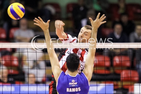  16.09.2017 KROSNO  <br />X MIEDZYNARODOWY TURNIEJ O PUCHAR PREZYDENTA MIASTA KROSNA<br />MECZ ASSECO RESOVIA - UPCAN SAN JUAN VOLLEY CLUB ARGENTYNA<br />N/Z LUKASZ PERLOWSKI <br /> 
