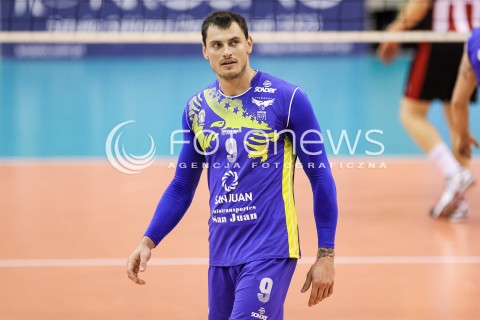  16.09.2017 KROSNO  <br />X MIEDZYNARODOWY TURNIEJ O PUCHAR PREZYDENTA MIASTA KROSNA<br />MECZ ASSECO RESOVIA - UPCAN SAN JUAN VOLLEY CLUB ARGENTYNA<br />N/Z ZBIGNIEW BARTMAN SYLWETKA <br /> 