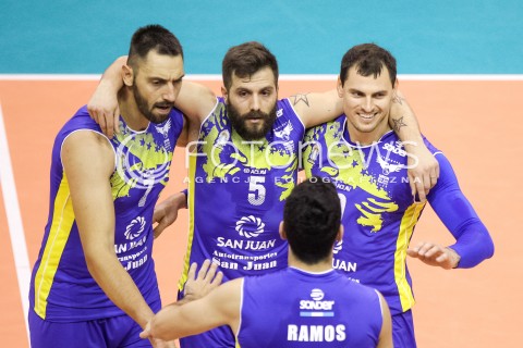  16.09.2017 KROSNO  <br />X MIEDZYNARODOWY TURNIEJ O PUCHAR PREZYDENTA MIASTA KROSNA<br />MECZ ASSECO RESOVIA - UPCAN SAN JUAN VOLLEY CLUB ARGENTYNA<br />N/Z ZBIGNIEW BARTMAN MAXIMILIANO CAVANNA NIKOLAY UCHIKOV <br /> 