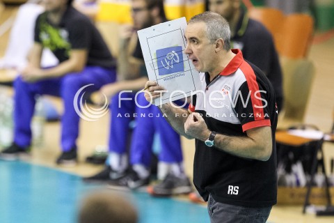  16.09.2017 KROSNO  <br />X MIEDZYNARODOWY TURNIEJ O PUCHAR PREZYDENTA MIASTA KROSNA<br />MECZ ASSECO RESOVIA - UPCAN SAN JUAN VOLLEY CLUB ARGENTYNA<br />N/Z ROBERTO SERNIOTTI - I TRENER ( HEAD COACH ) SYLWETKA <br /> 