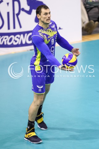  16.09.2017 KROSNO  <br />X MIEDZYNARODOWY TURNIEJ O PUCHAR PREZYDENTA MIASTA KROSNA<br />MECZ ASSECO RESOVIA - UPCAN SAN JUAN VOLLEY CLUB ARGENTYNA<br />N/Z ZBIGNIEW BARTMAN SYLWETKA <br /> 