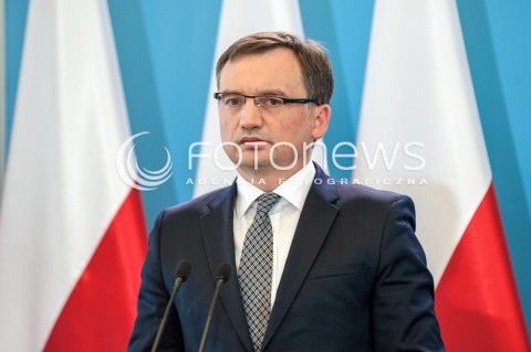  19.09.2017 WARSZAWA<br />KONFERENCJA PREMIER I MINISTRA SPRAWIEDLIWOSCI<br />N/Z ZBIGNIEW ZIOBRO<br /> 