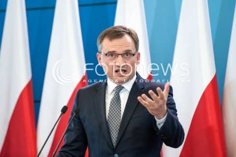  19.09.2017 WARSZAWA<br />KONFERENCJA PREMIER I MINISTRA SPRAWIEDLIWOSCI<br />N/Z ZBIGNIEW ZIOBRO<br /> 